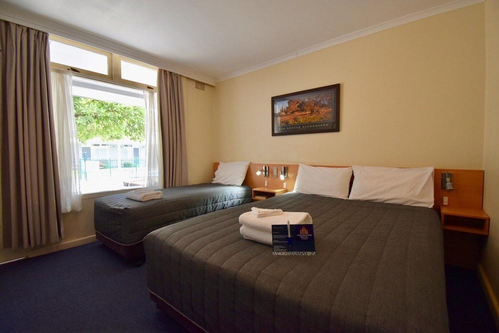 Townhouse Motel Cowra Exterior foto
