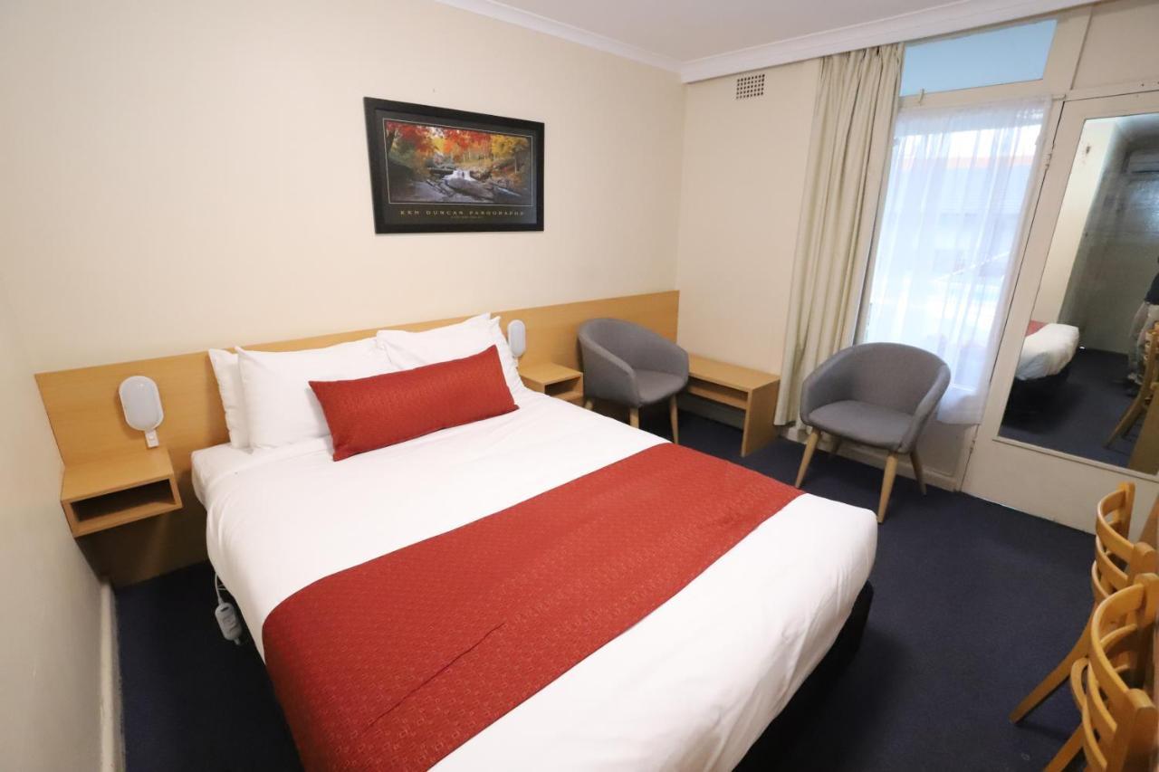 Townhouse Motel Cowra Exterior foto
